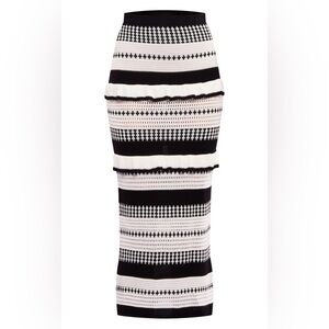 PRETTY LITTLE THINGS MONOCHROME CONTRAST STITCH CROCHET KNIT MIDAXI SKIRT SZ. S